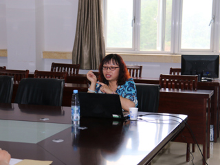 《历史教学》主编杨莲霞女士应邀来世界杯官网作学术报告