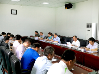 世界杯官网召开学位授权审核申报材料反馈会