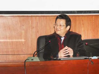 浙江师范大学郭克俭教授应邀来世界杯官网作学术报告